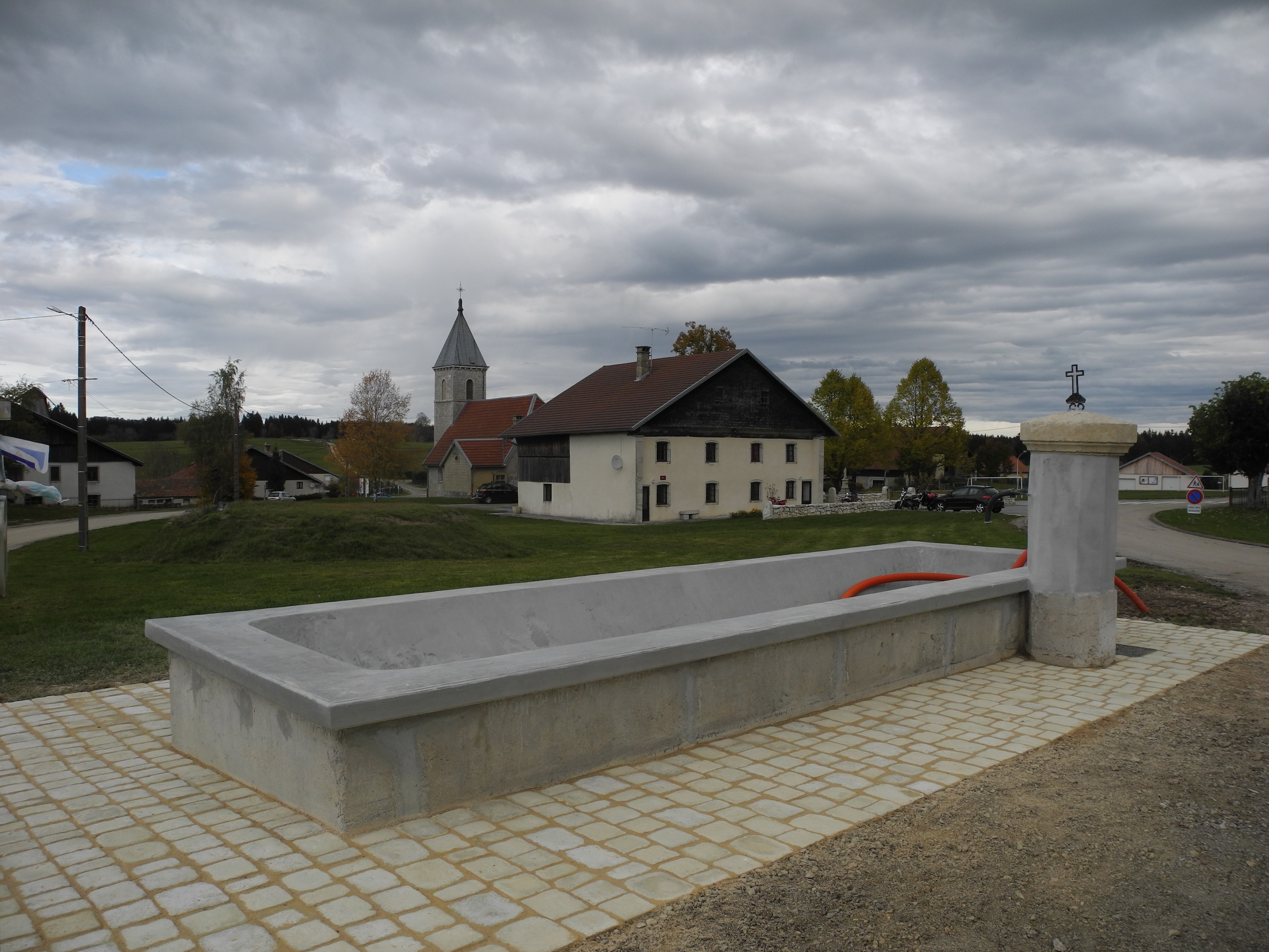 La fontaine restaurée !