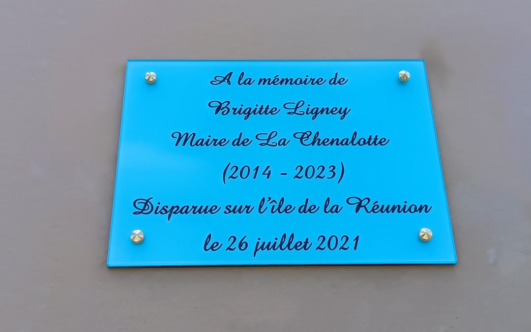 Une plaque en l’honneur de Mme Brigitte Ligney